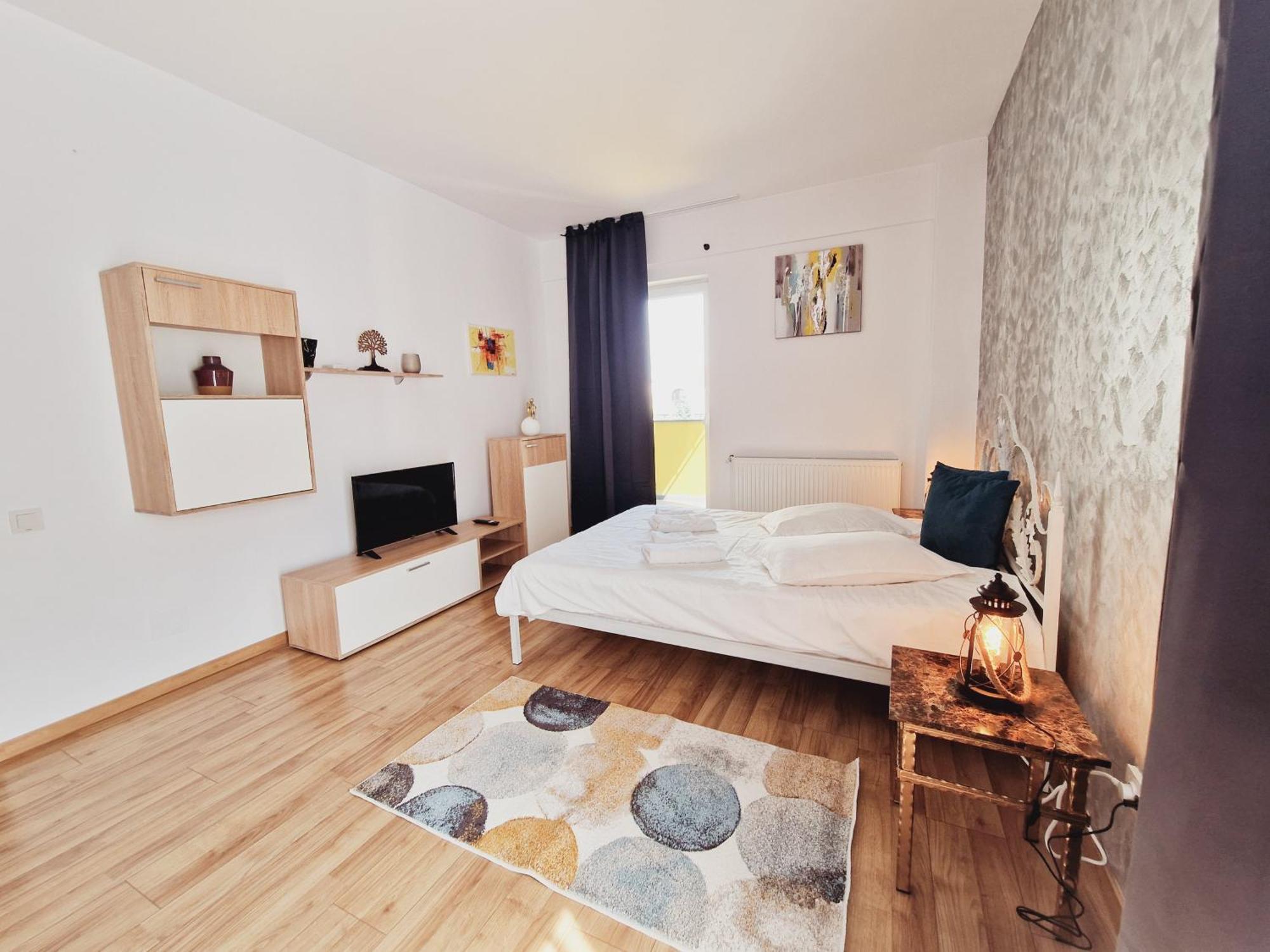 Ultracentral 5* Boutique Hotel Style Apartment. Brand New. 2 Rooms. Spacious. Free Parking Cluj-Napoca Esterno foto